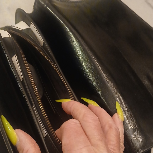 Versace Crossbody - Picture 8 of 10